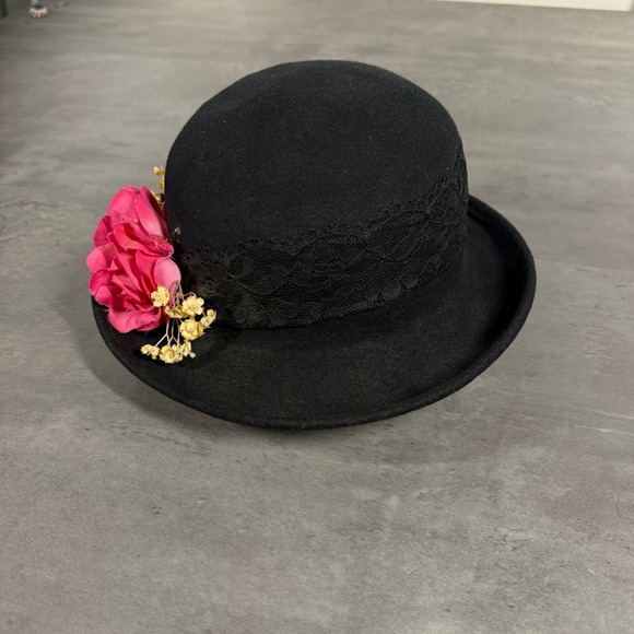 Bollman Hat Co Accessories - Vintage Bollman Hat‎ Co Doeskin Felt Hat Black Wool Lace Pink Flower Coquette